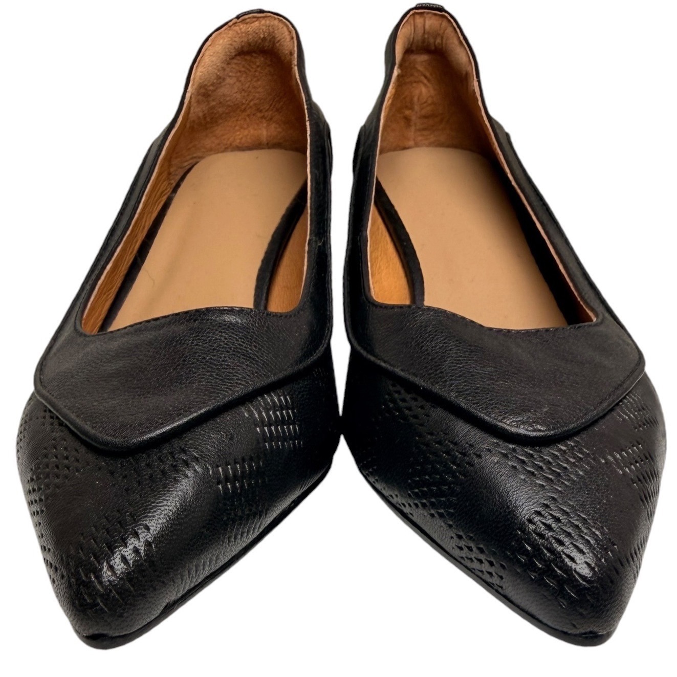 Dwarves Handmade Black Leather Kitten Heel Pumps Size 5 Nwob — image 2 of 8